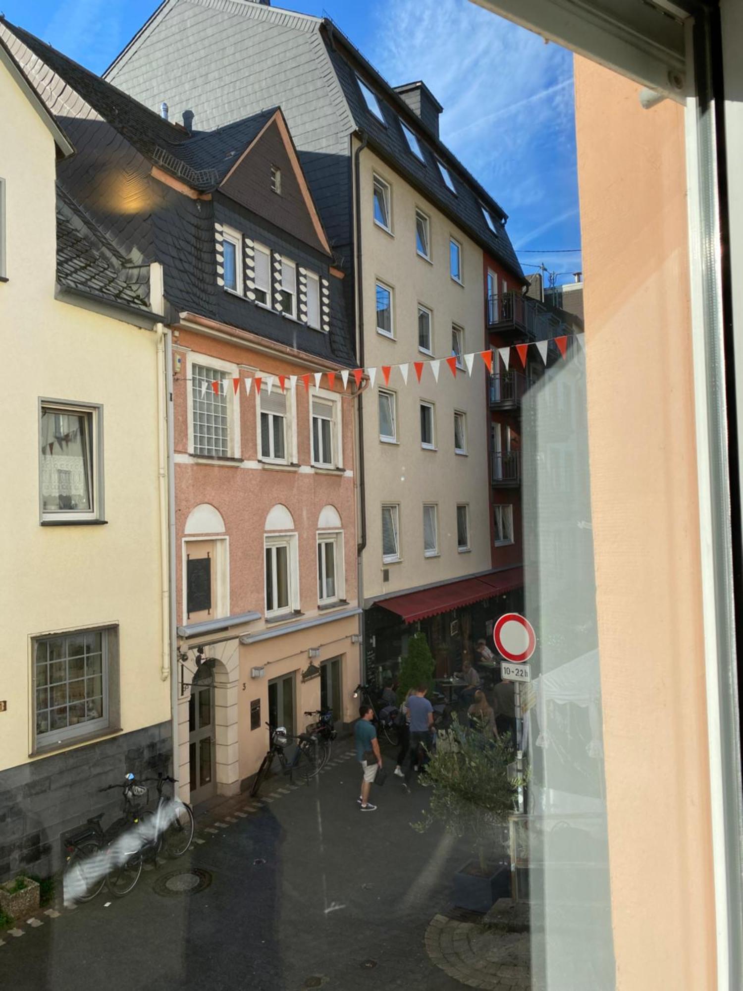Ferienwohnung Zentral An Der Moselpromenade Zell an der Mosel Exterior foto