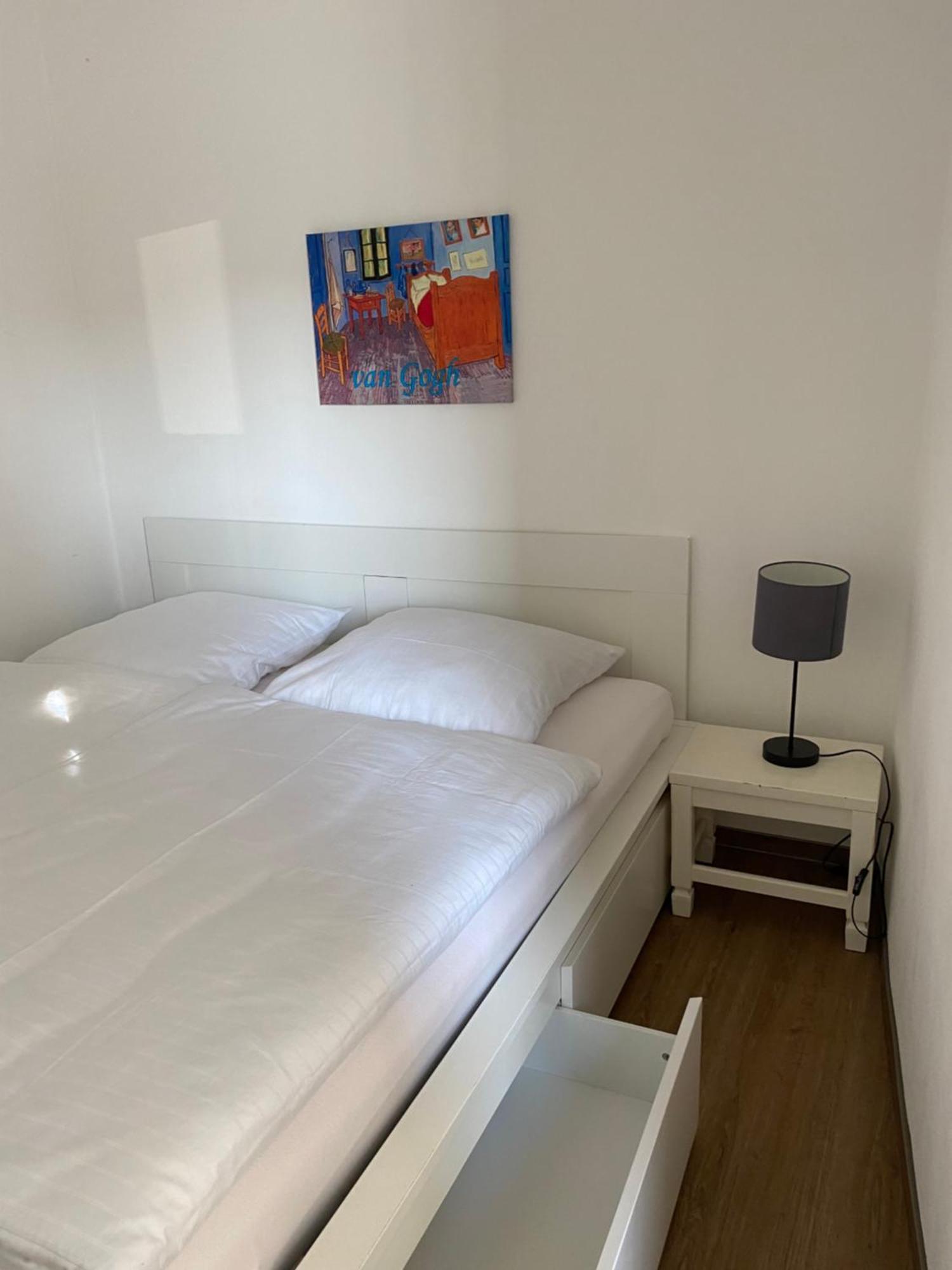 Ferienwohnung Zentral An Der Moselpromenade Zell an der Mosel Exterior foto